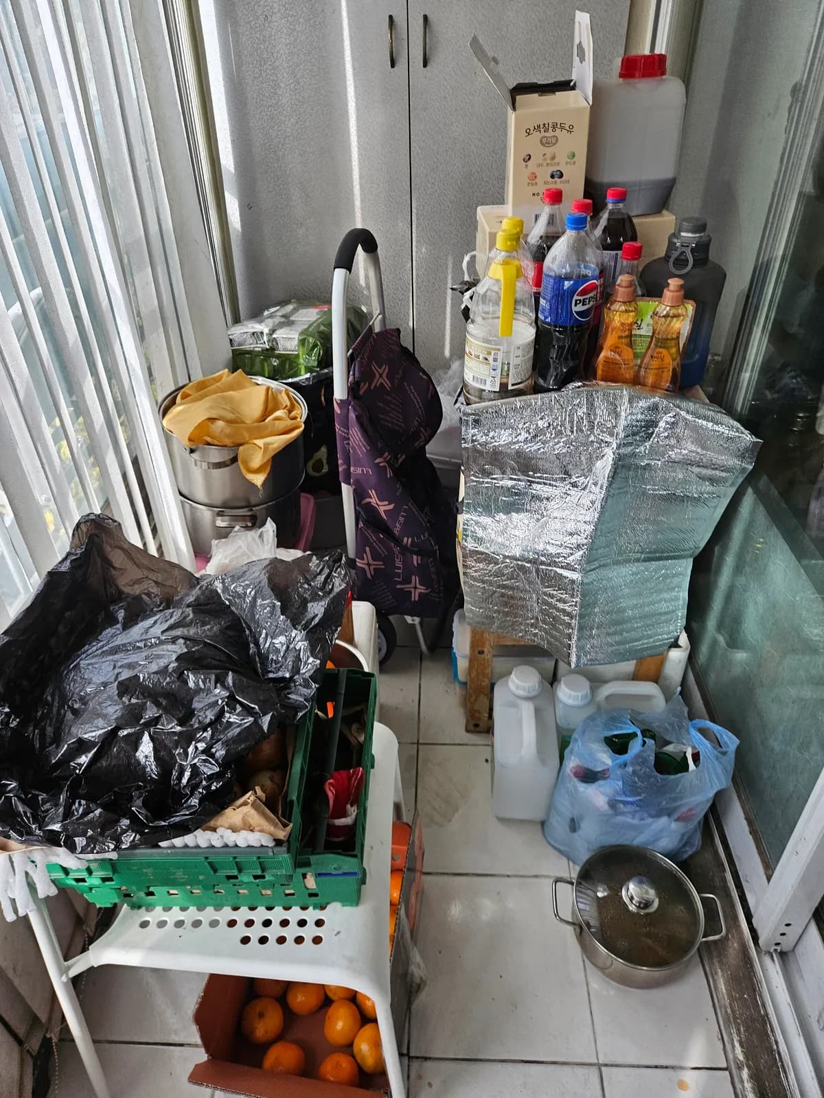 한남동 베란다 누수 | 비가 오면 베란다 안쪽에 물이 고임 원인 구분 대표 사진